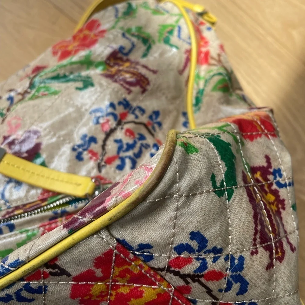 VERA BRADLEY FOLKLORIC FENWICK HOBO TOTE